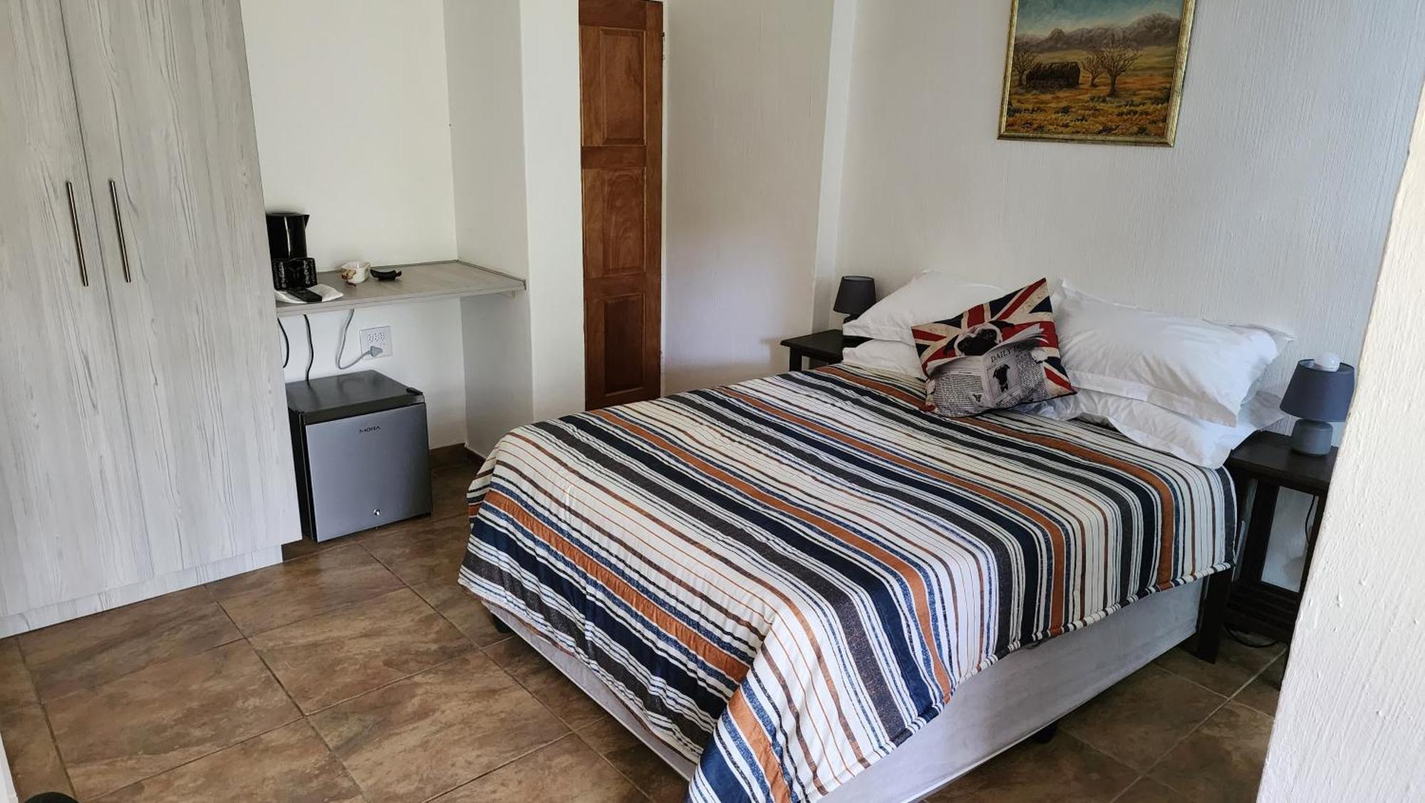 Sable Inn B&B Модимоле Екстериор снимка